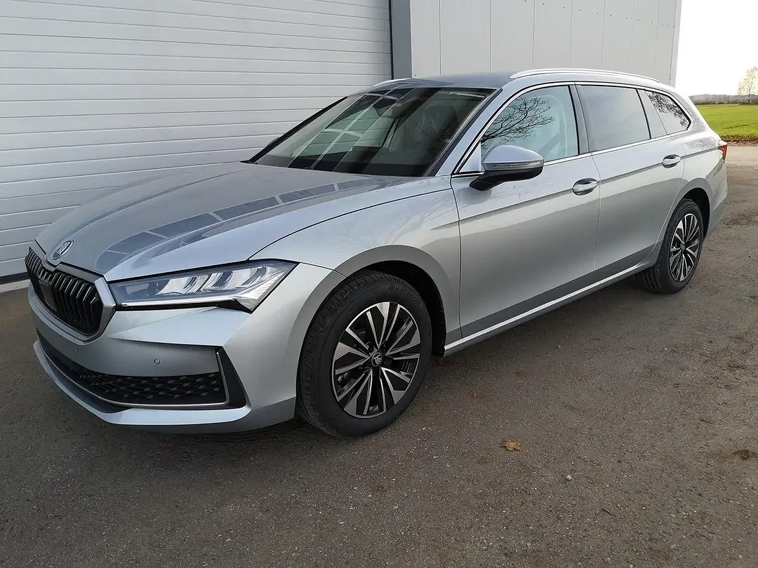 Skoda Superb 2.0 TDI DSG 4x4 Selection - Afbeelding 1