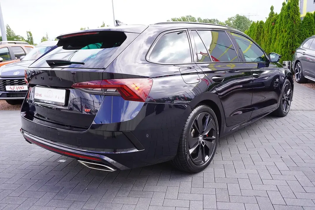 Skoda Octavia 2.0 vRS Combi - Thumbnail 4