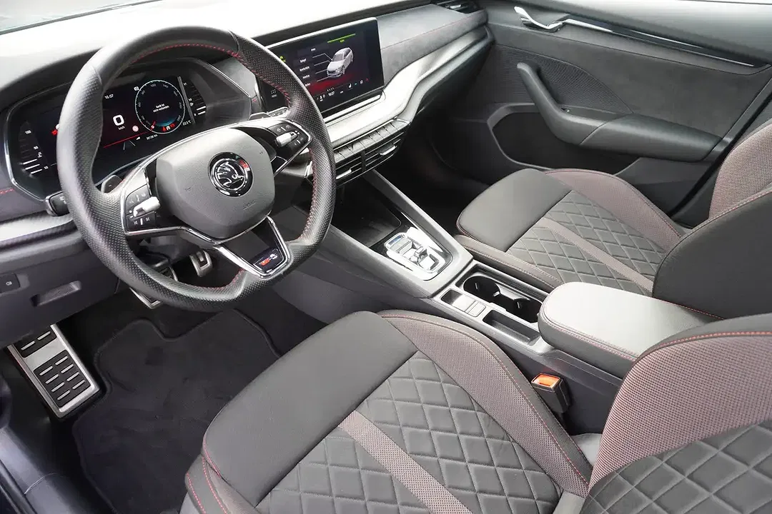 Skoda Octavia 2.0 vRS Combi - Thumbnail 7