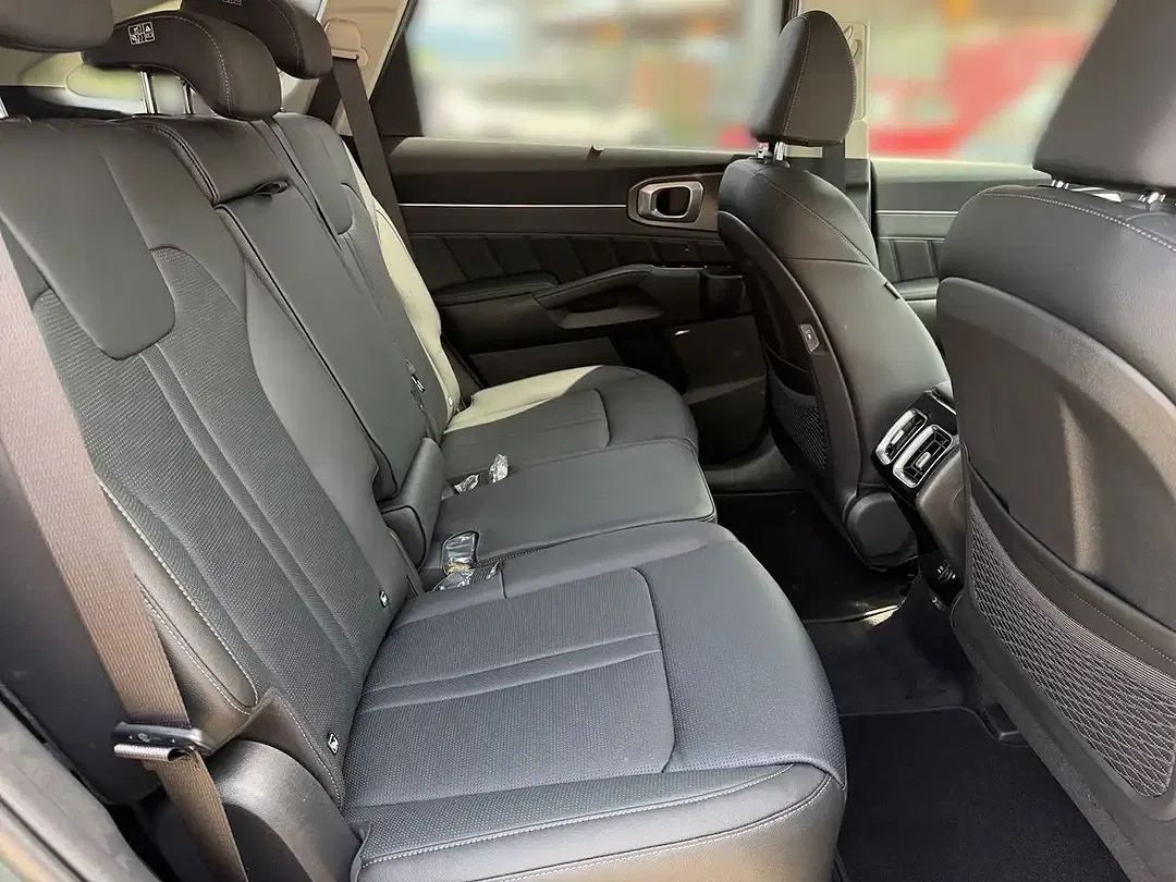 Kia Sorento 1.6 T-GDI Hybrid Spirit - foto 13