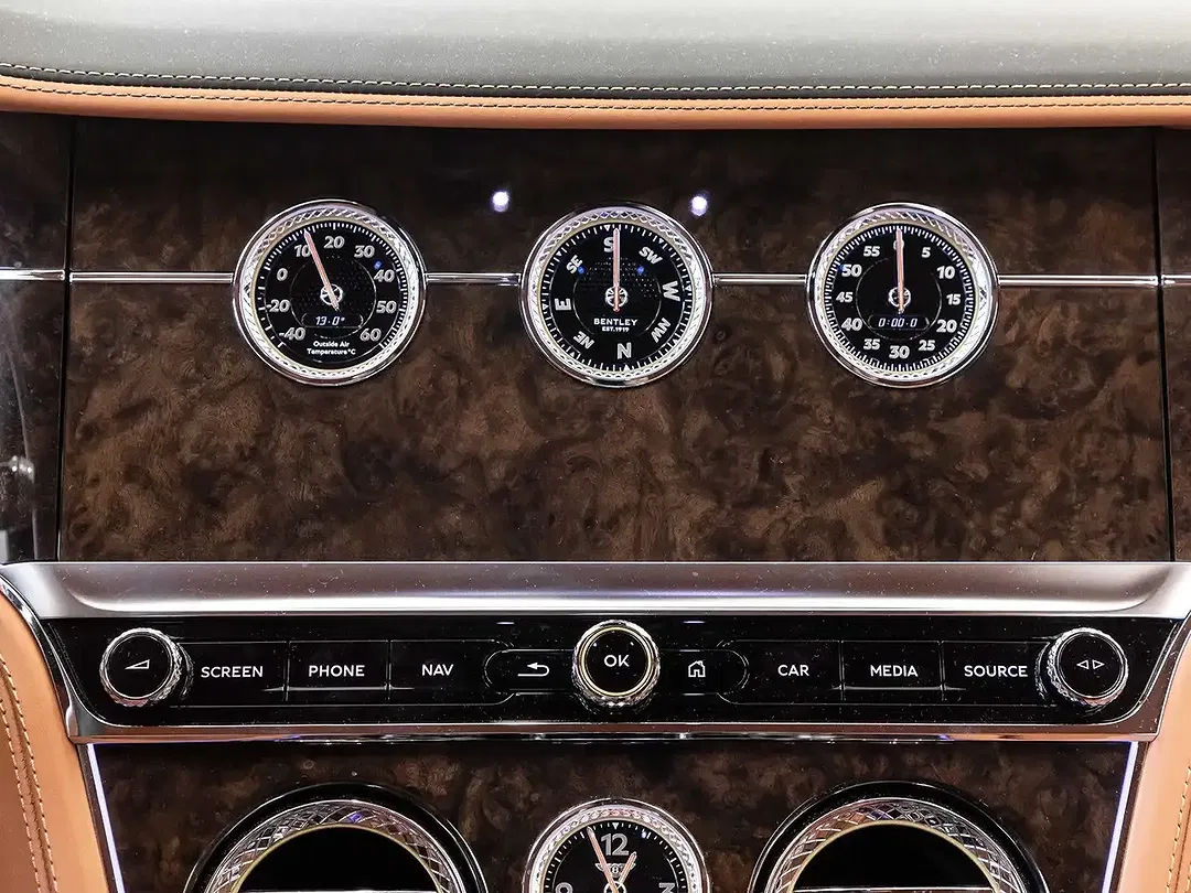 Bentley Continental 6.0 W12 - foto 15