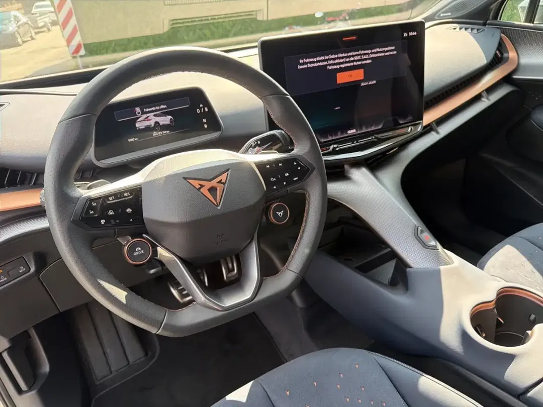 CUPRA Tavascan - Thumbnail 11