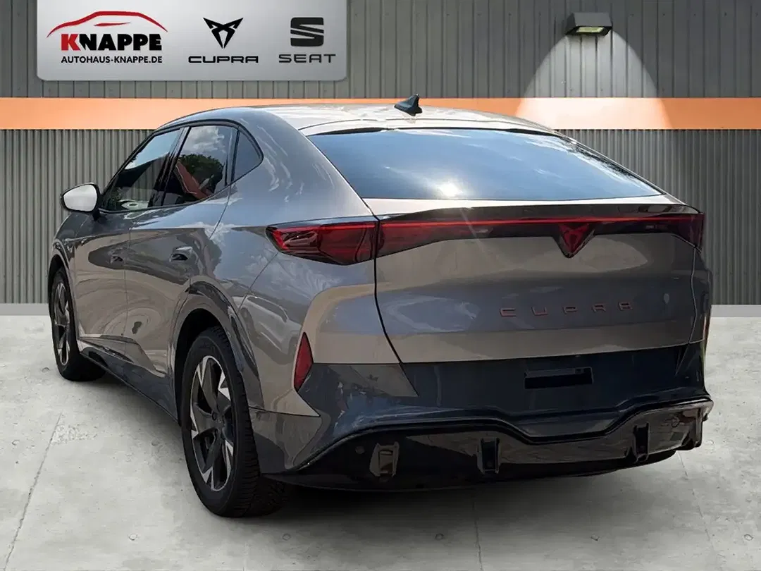 CUPRA Tavascan - Thumbnail 3