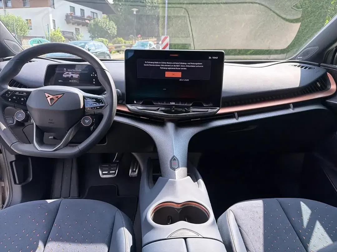 CUPRA Tavascan - Thumbnail 8