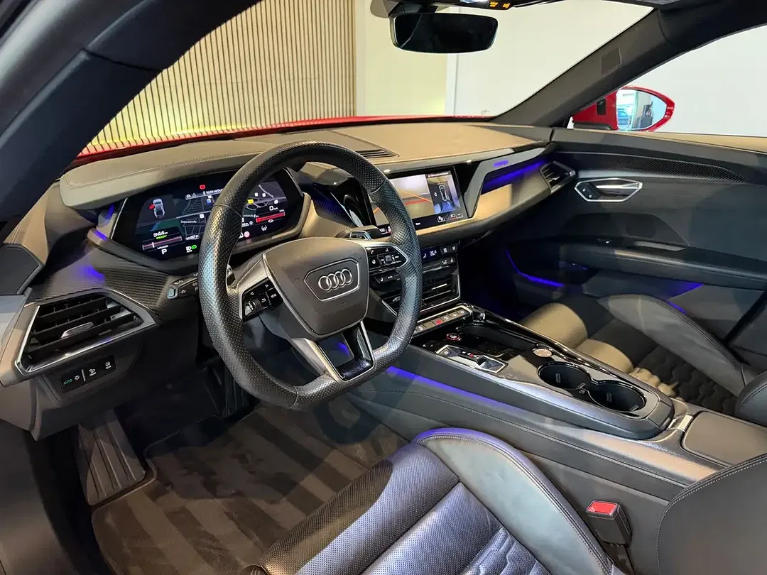 Audi e-tron GT - Thumbnail 6