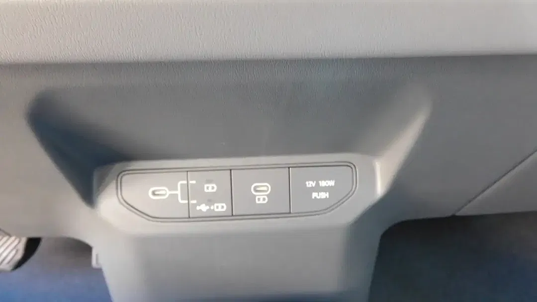 Kia EV3 Air - Thumbnail 15