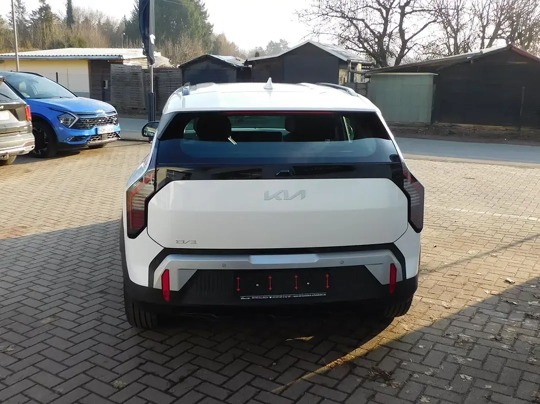 Kia EV3 Air - Thumbnail 7