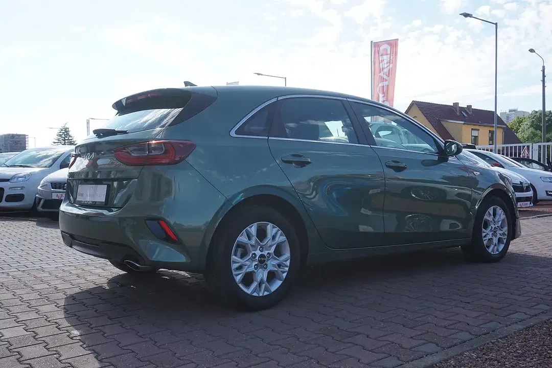 Kia XCeed 1.5 T-GDI Vision - Thumbnail 4