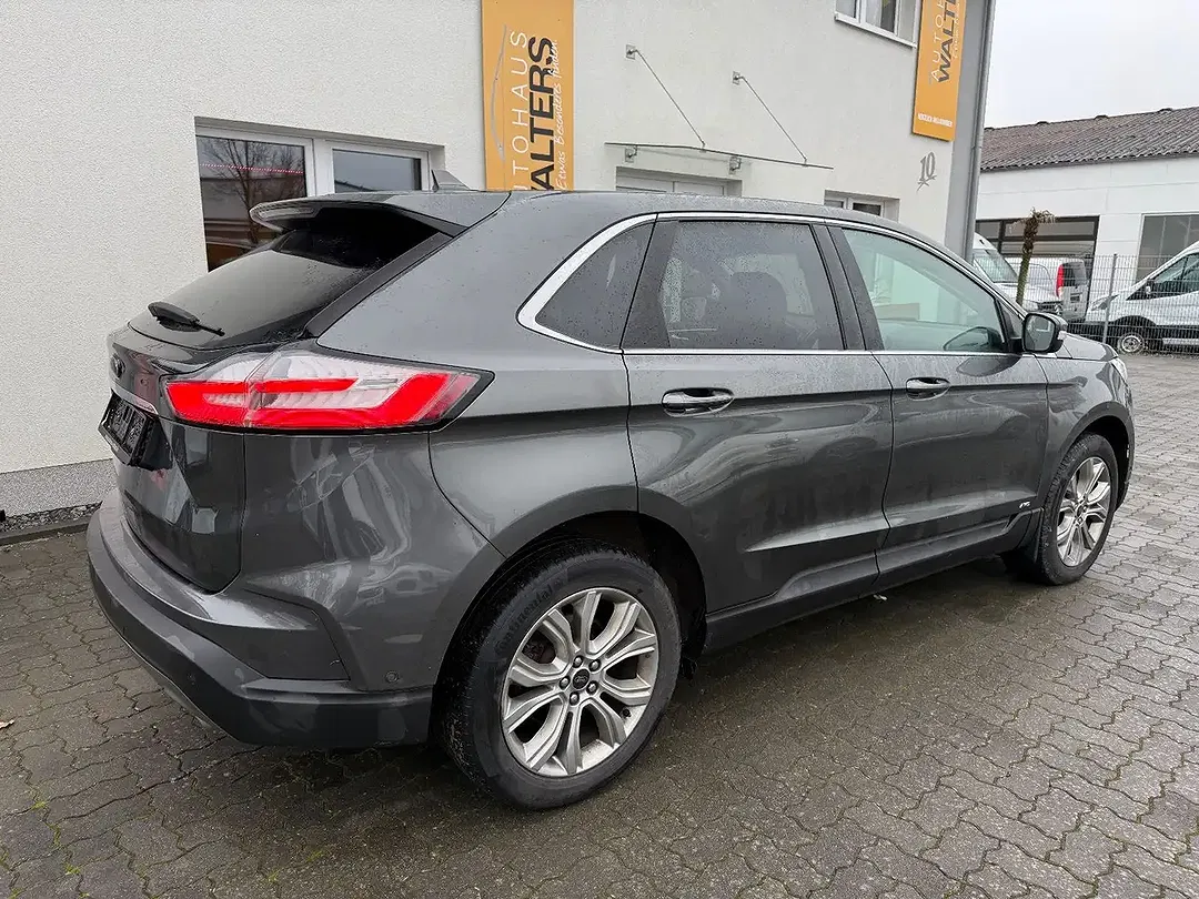 Ford Edge Titanium - Thumbnail 6