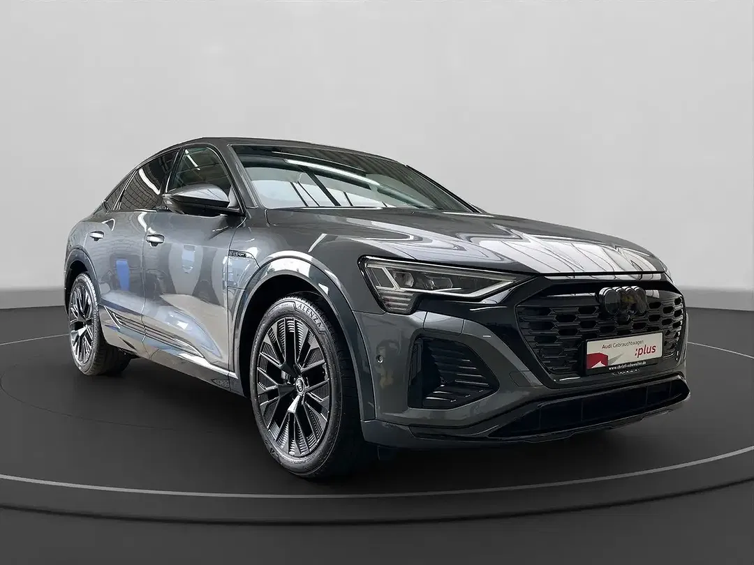 Audi Q8 e-tron 55 quattro Matrix LED Sportback S line - Thumbnail 5