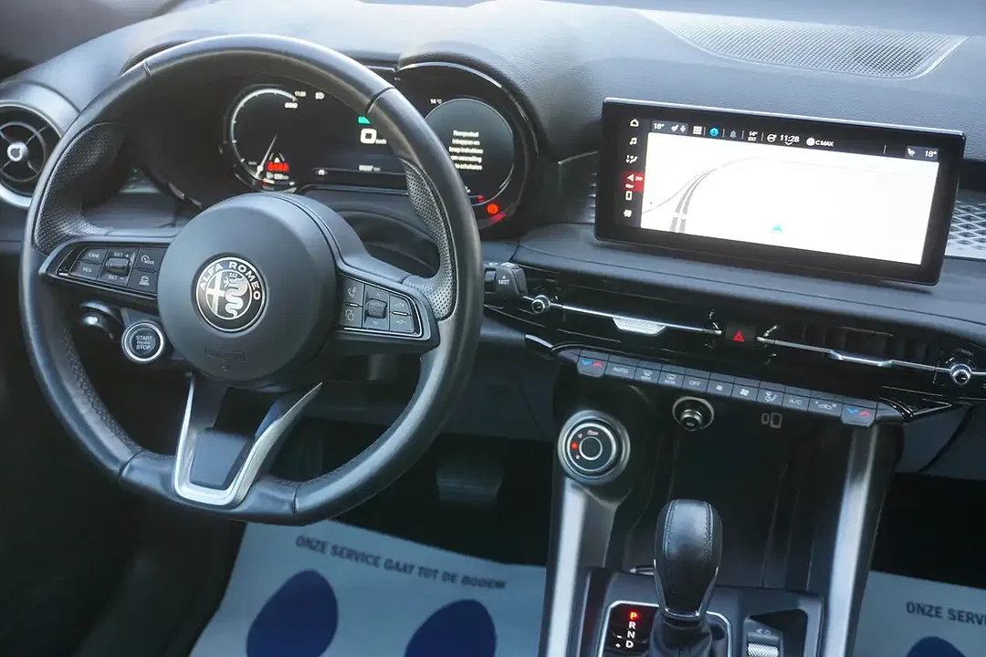 Alfa Romeo Tonale 1.5 MHEV AUT - Thumbnail 6