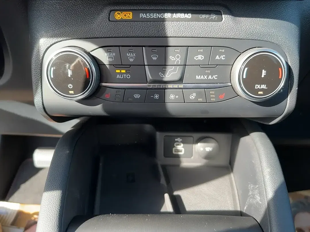 Ford Kuga ST-Line X - Thumbnail 13