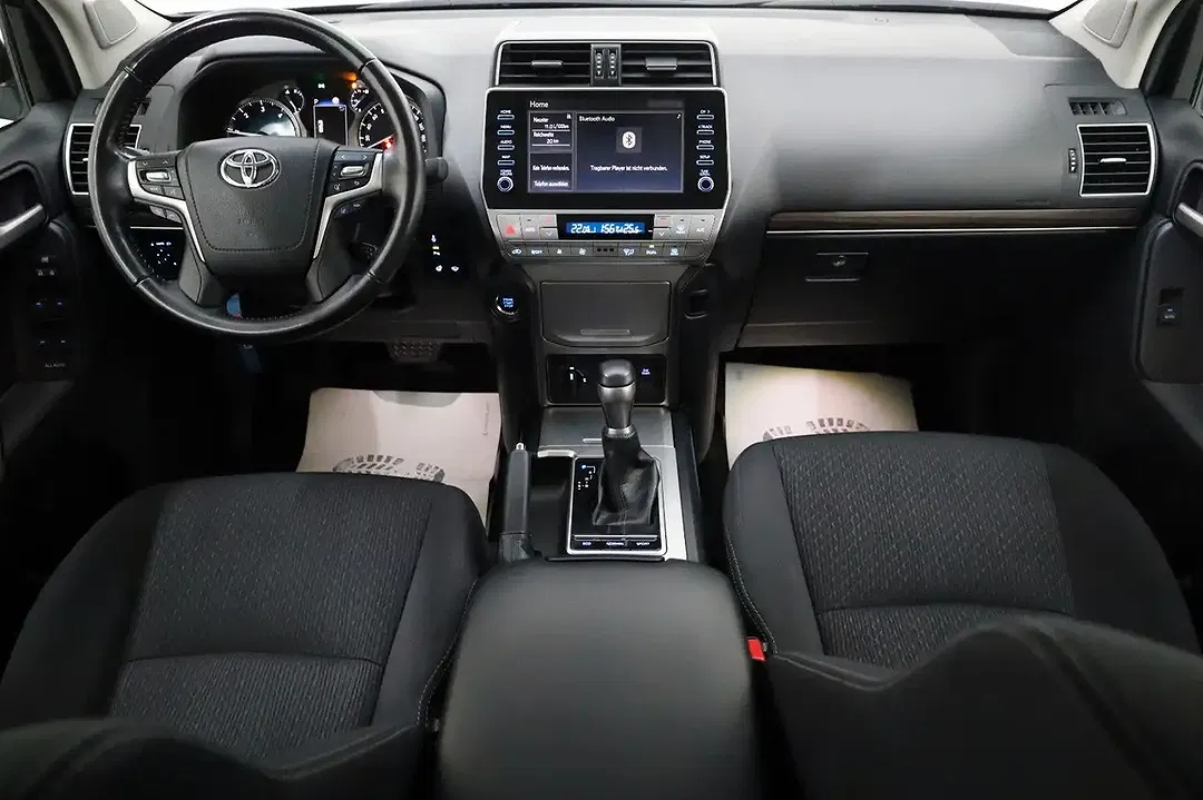 Toyota Land Cruiser Comfort - Thumbnail 5