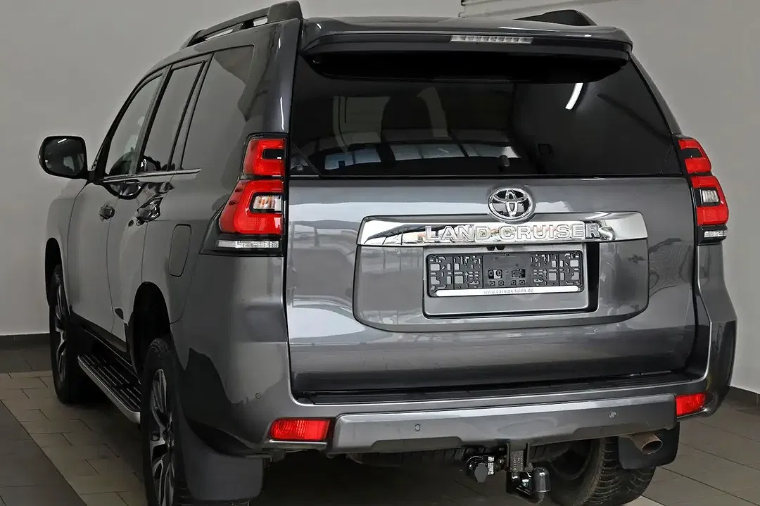 Toyota Land Cruiser Comfort - Thumbnail 9