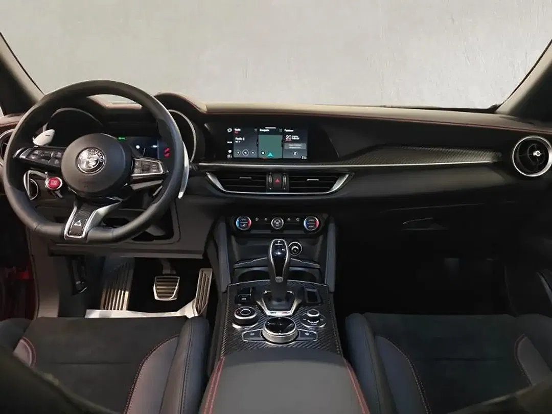 Alfa Romeo Stelvio Quadrifoglio Collezione - Thumbnail 12