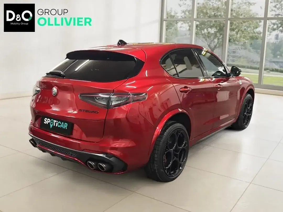 Alfa Romeo Stelvio Quadrifoglio Collezione - foto 2
