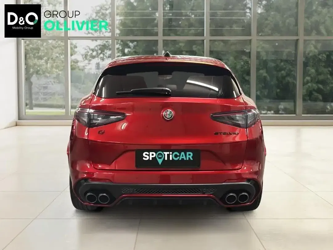 Alfa Romeo Stelvio Quadrifoglio Collezione - Thumbnail 4