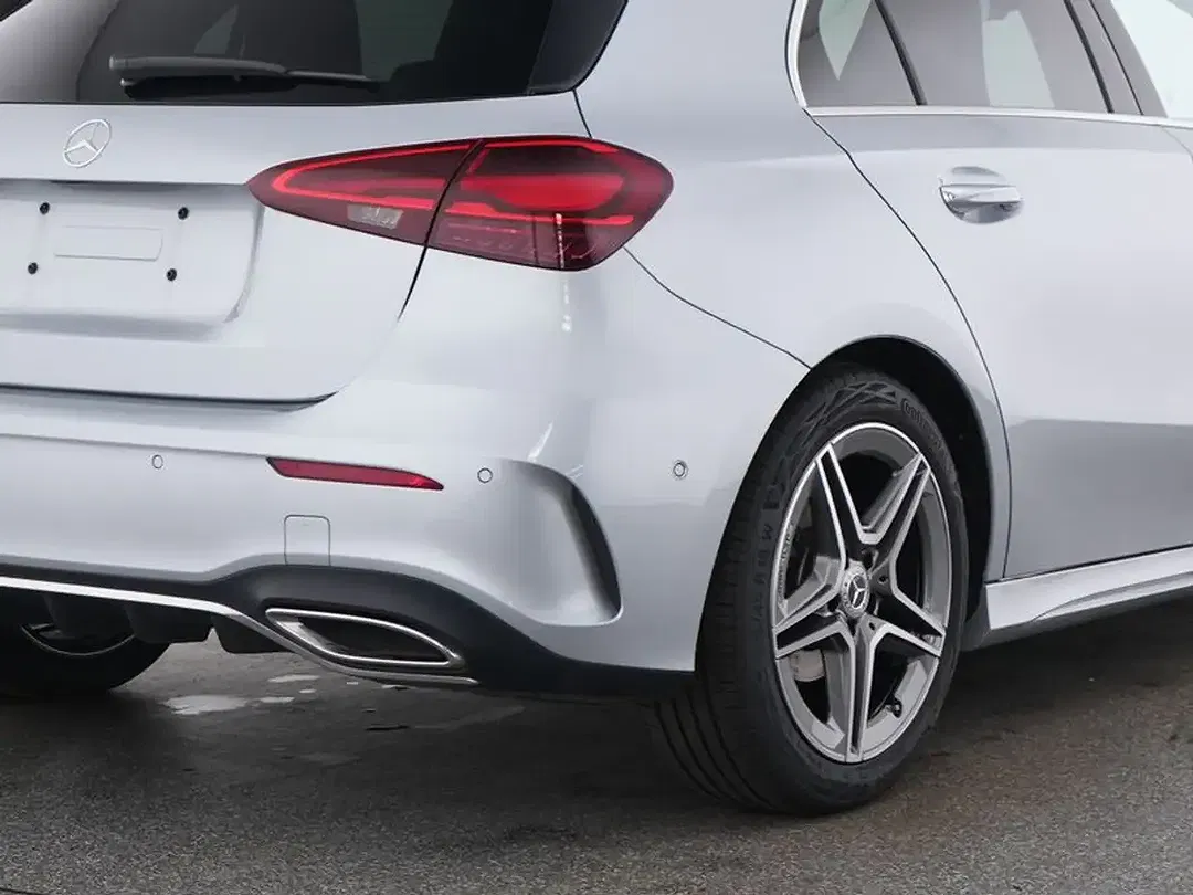 Mercedes-Benz A 180 AMG - Thumbnail 4