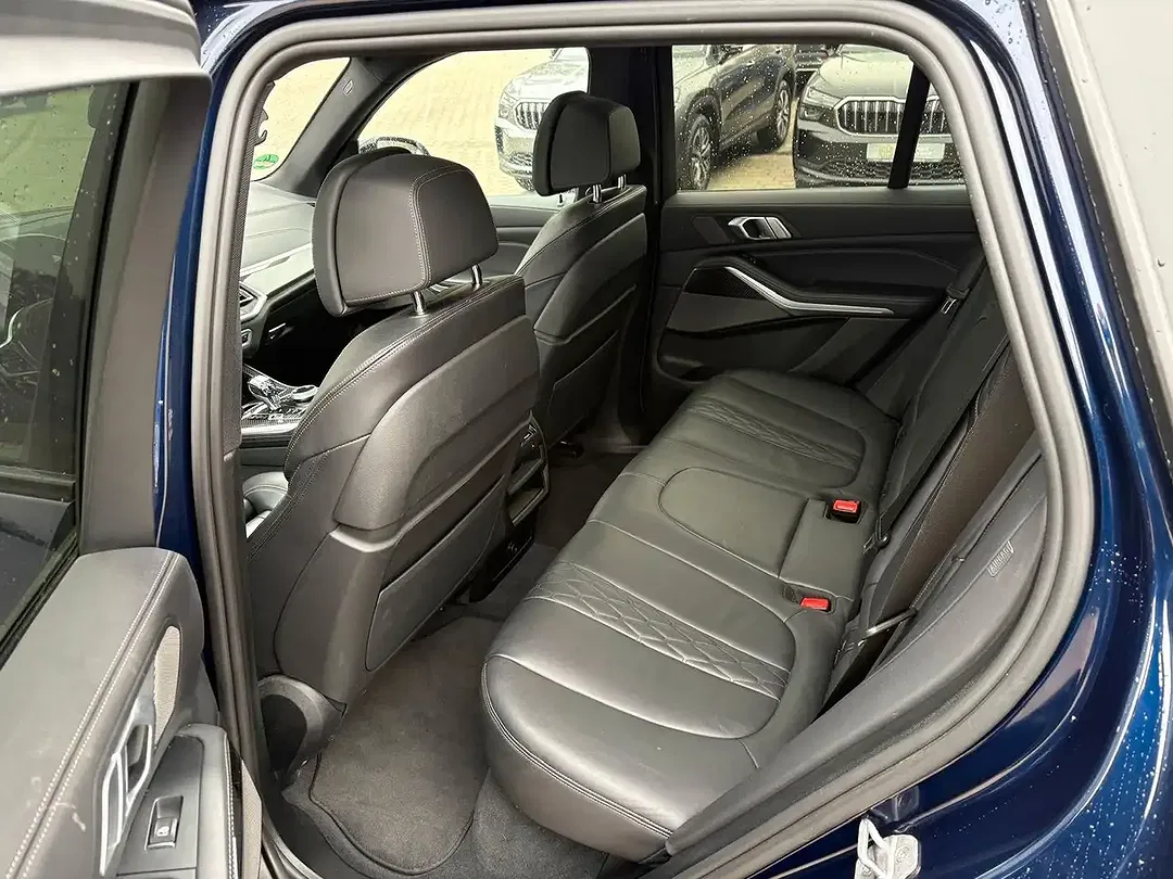 BMW X5 M - Thumbnail 6