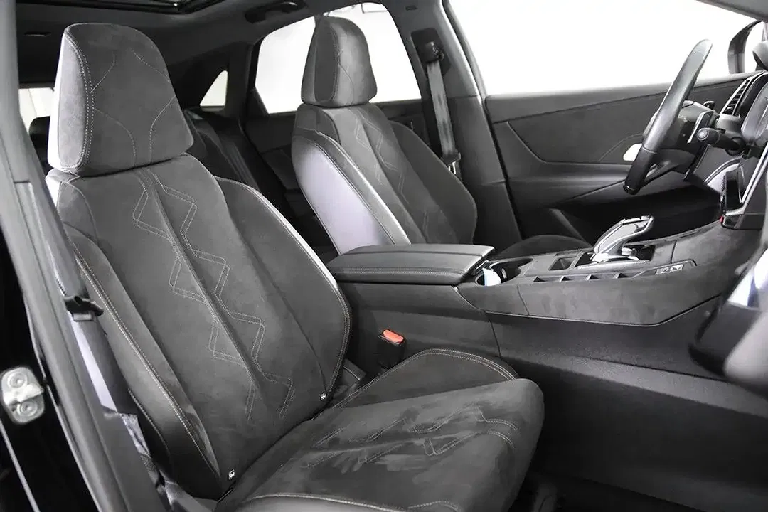 DS Automobiles DS 7 Crossback - Thumbnail 3