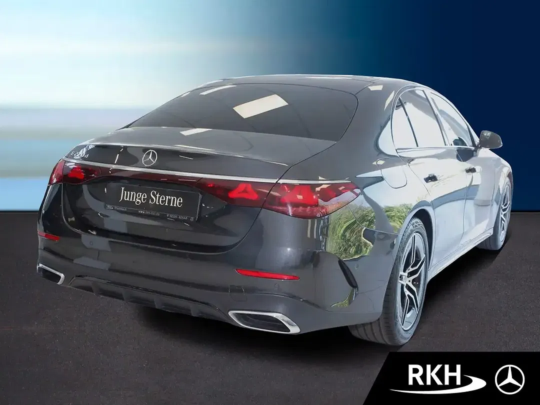 Mercedes-Benz E 220 AMG - Thumbnail 3