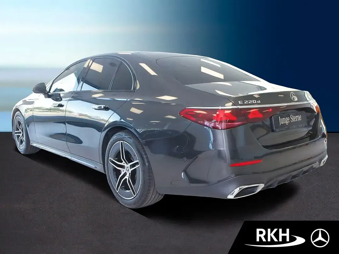 Mercedes-Benz E 220 AMG - Thumbnail 4