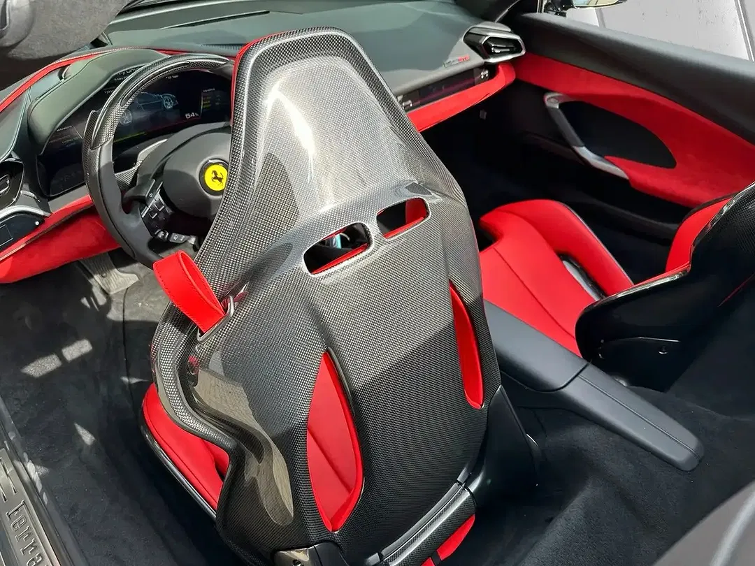 Ferrari 296 GTS - foto 15