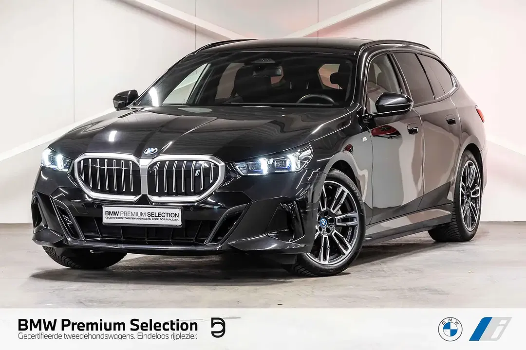 BMW i5 eDrive Touring M Sport - foto 1