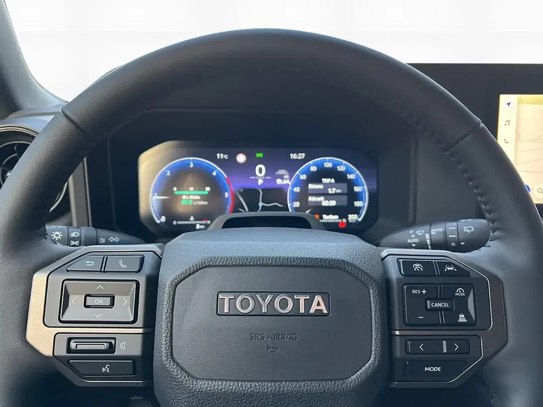 Toyota Land Cruiser 2.8 Hybrid Executive - Thumbnail 11