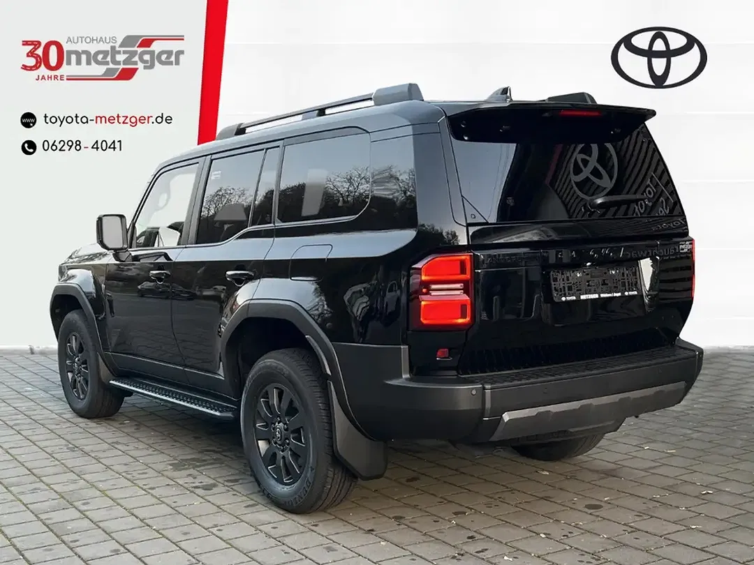 Toyota Land Cruiser 2.8 Hybrid Executive - Thumbnail 4