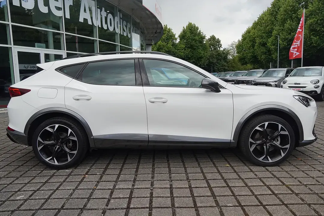 CUPRA Formentor 1.4 PHEV DSG - Thumbnail 5