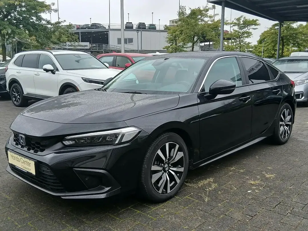 Honda Civic Hybrid e:HEV - Thumbnail 4
