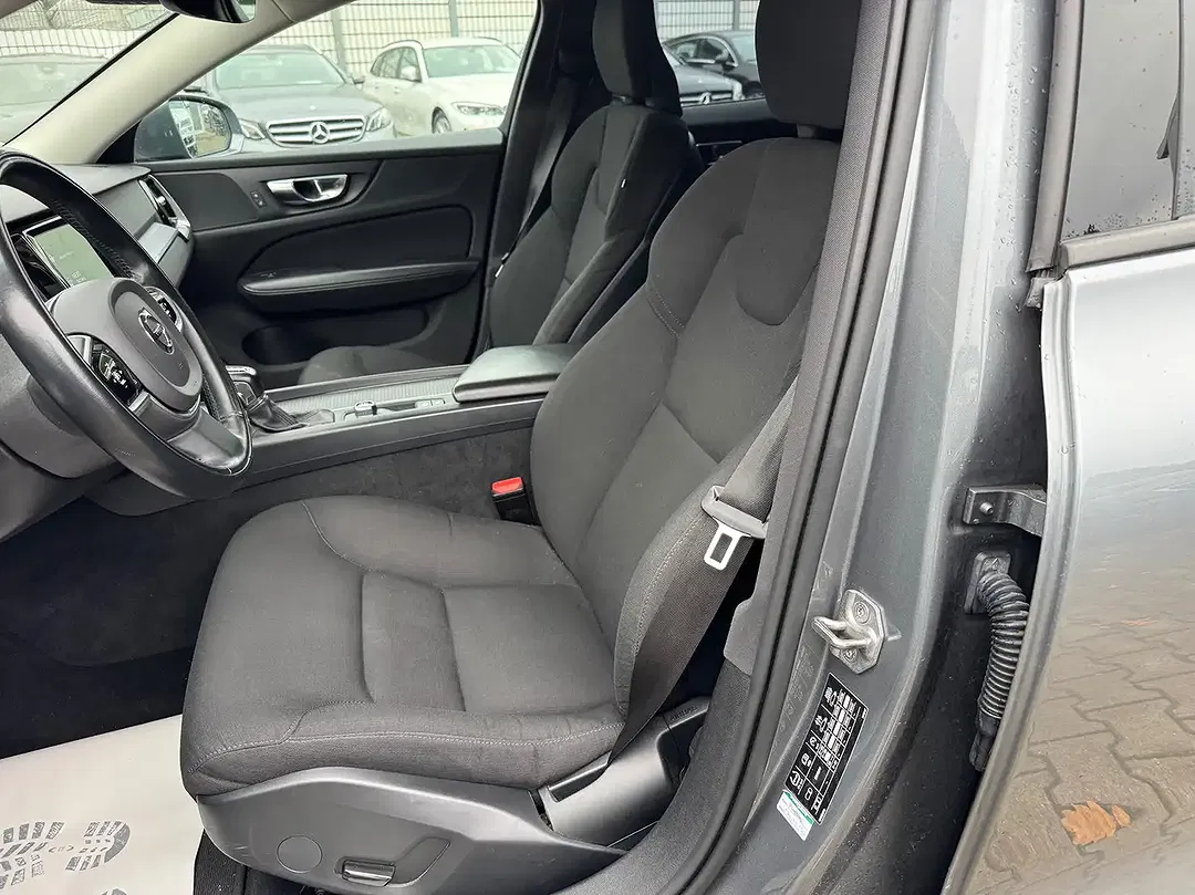 Volvo V60 D3 Geartronic Momentum Core - Thumbnail 11