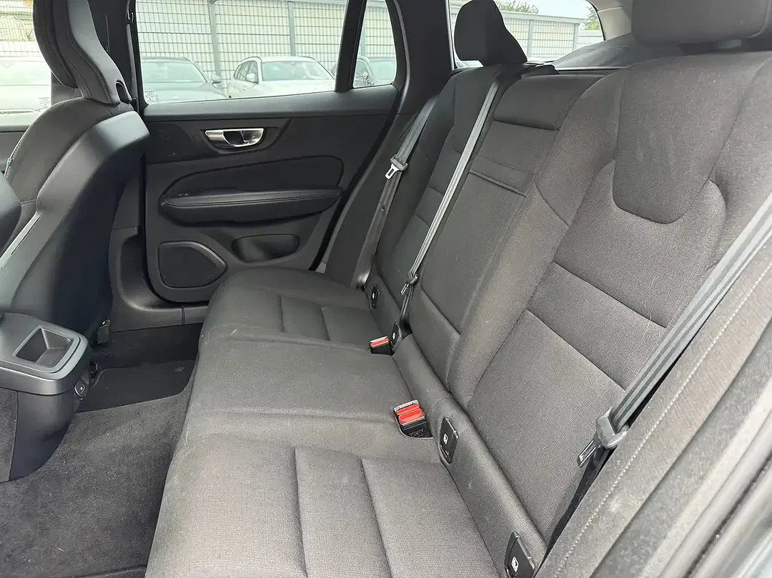 Volvo V60 D3 Geartronic Momentum Core - Thumbnail 13