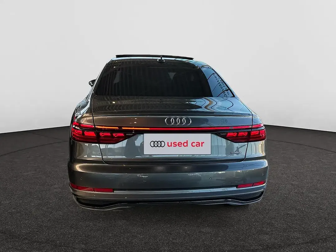 Audi A8 S line - Thumbnail 3