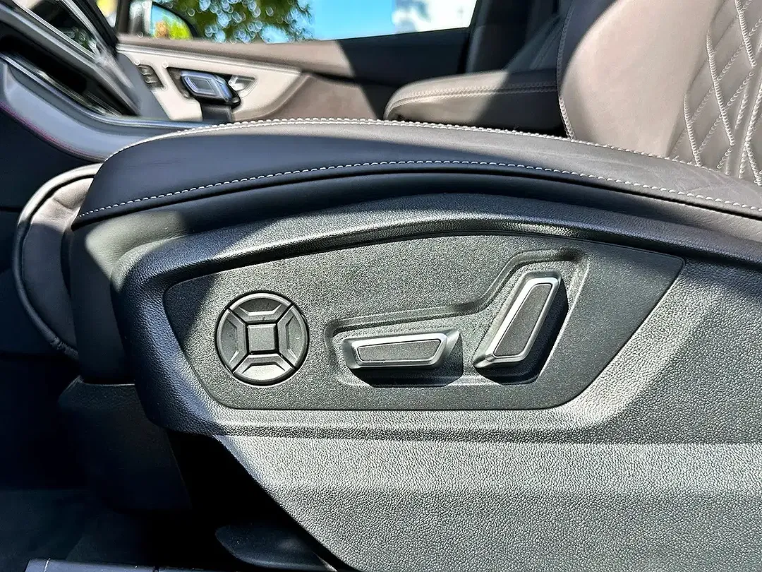 Audi Q7 TFSI quattro S line - Thumbnail 13