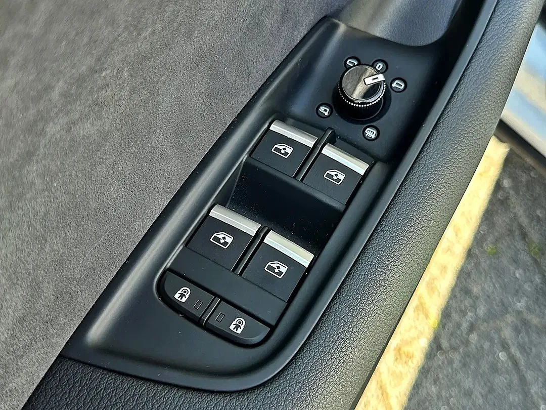 Audi Q7 TFSI quattro S line - Thumbnail 8