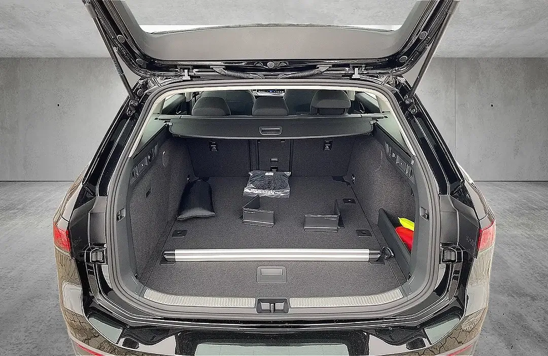 Volkswagen Passat Variant 1.5 eTSI DSG - Thumbnail 11
