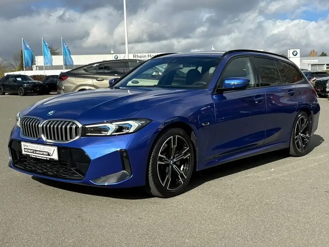 BMW 330 M Touring - Thumbnail 1