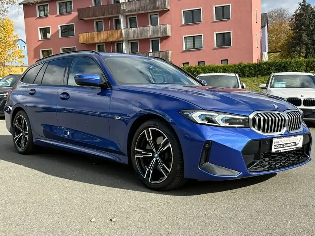 BMW 330 M Touring - Thumbnail 3