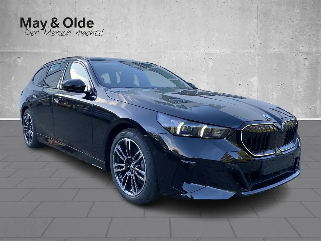 BMW 520 xDrive Touring M Sport Pro - Thumbnail 4