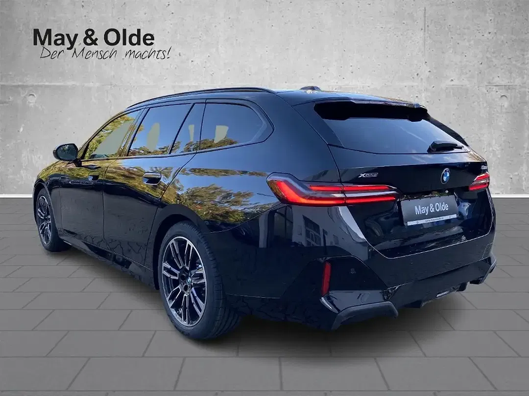 BMW 520 xDrive Touring M Sport Pro - Thumbnail 5