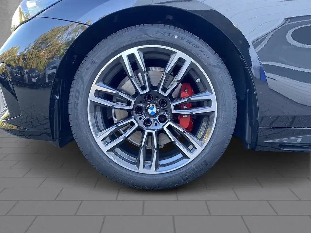 BMW 520 xDrive Touring M Sport Pro - Thumbnail 6