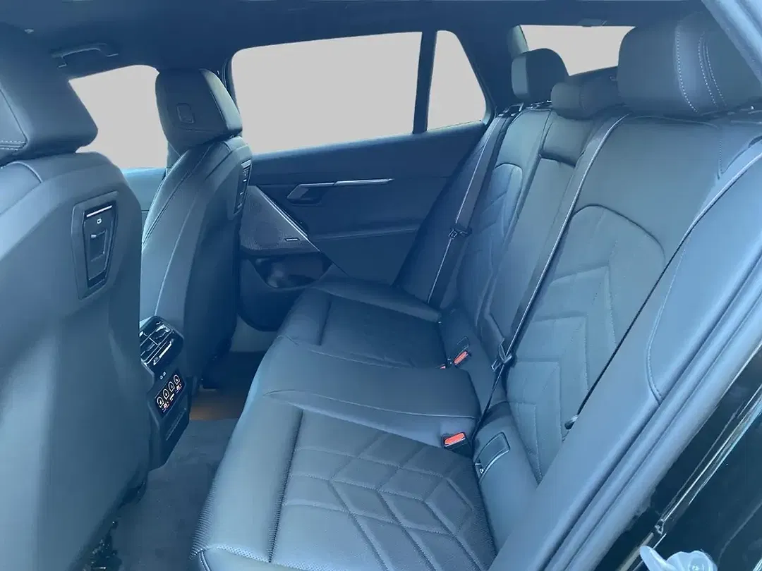 BMW 520 xDrive Touring M Sport Pro - Thumbnail 8