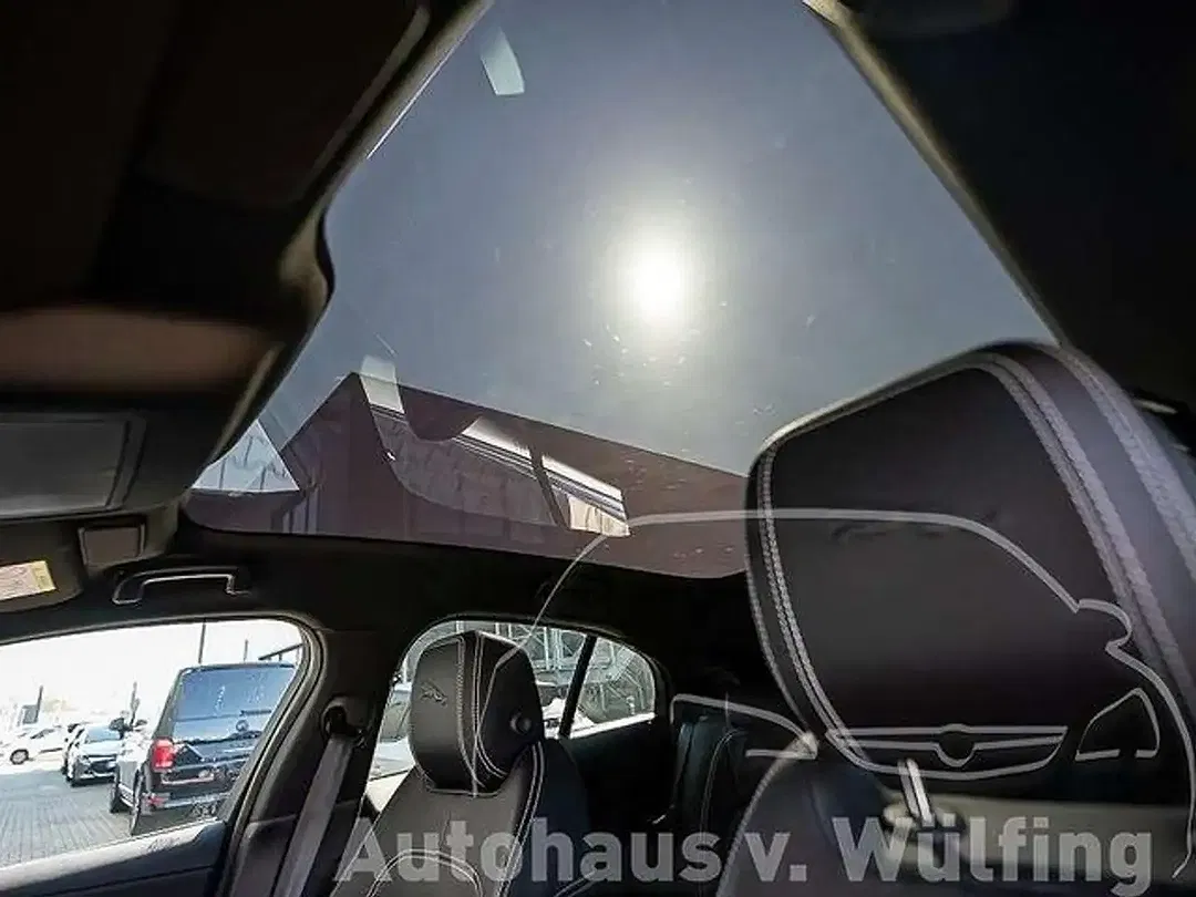 Jaguar I-Pace SE - Thumbnail 14