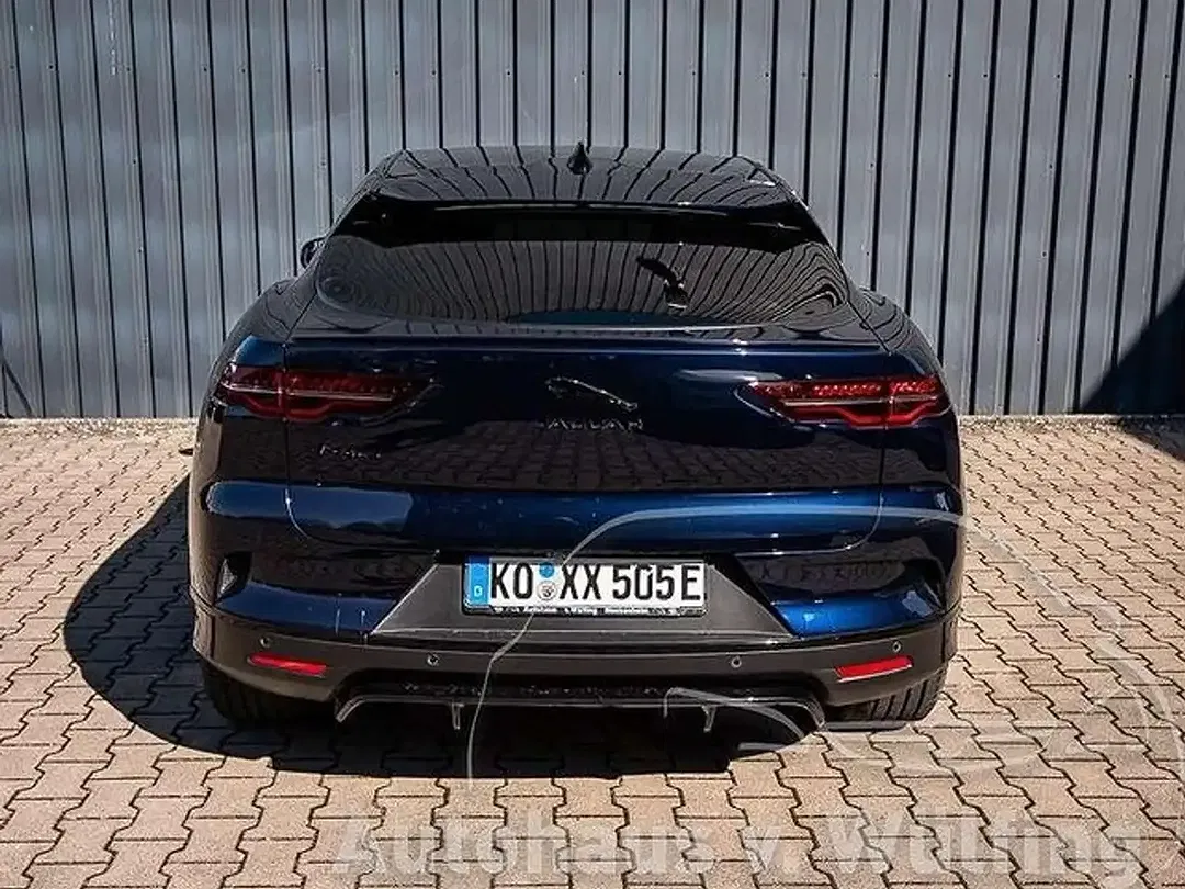 Jaguar I-Pace SE - Thumbnail 7