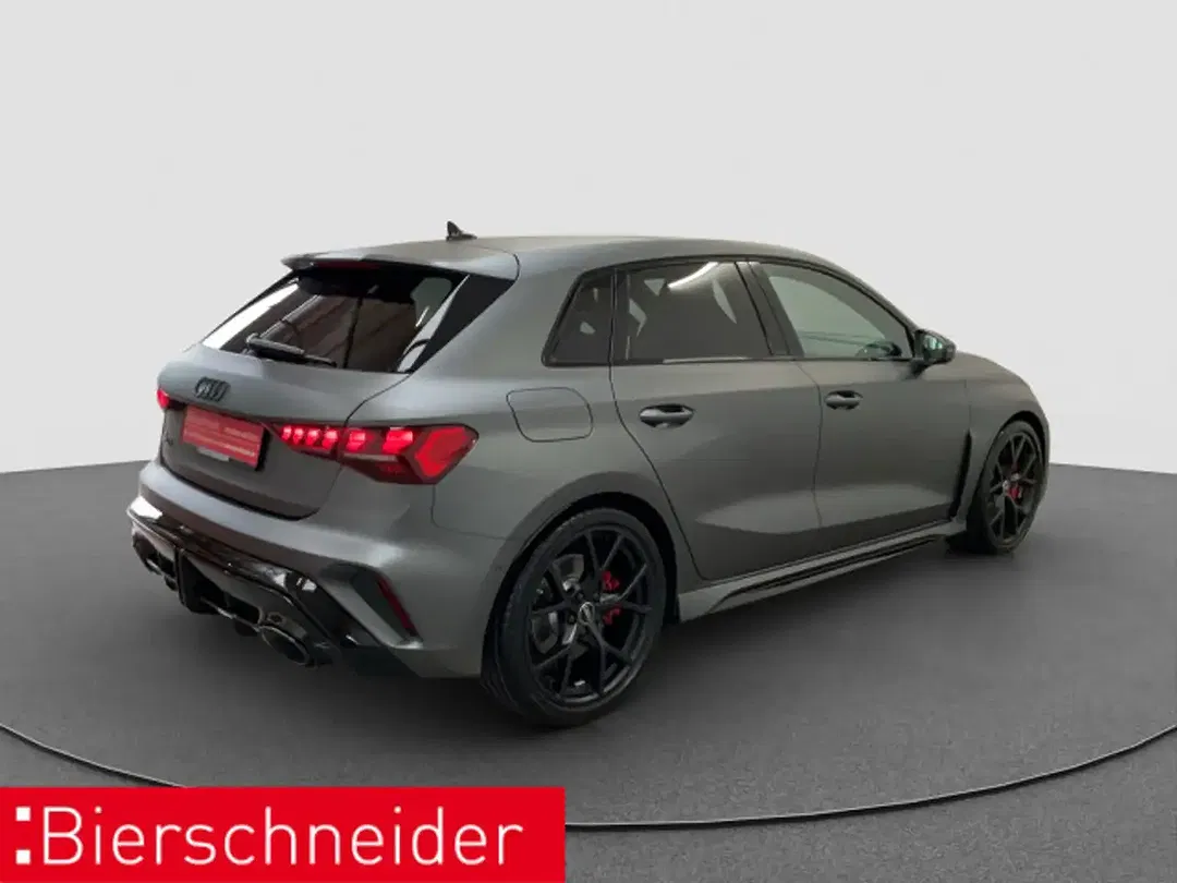Audi RS3 Matrix LED Sportback - Thumbnail 6
