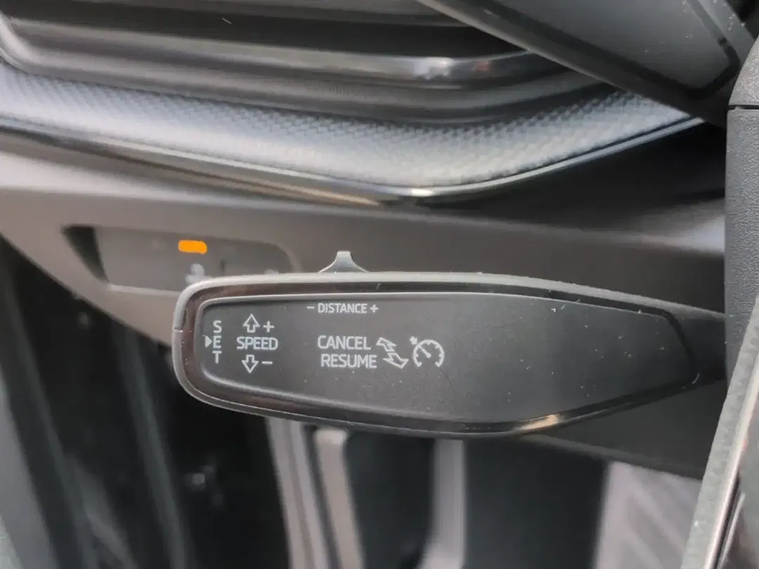 Skoda Superb TDI DSG Combi Essence - Thumbnail 14