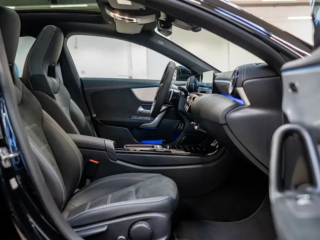 Mercedes-Benz CLA 180 AMG Edition - Thumbnail 3