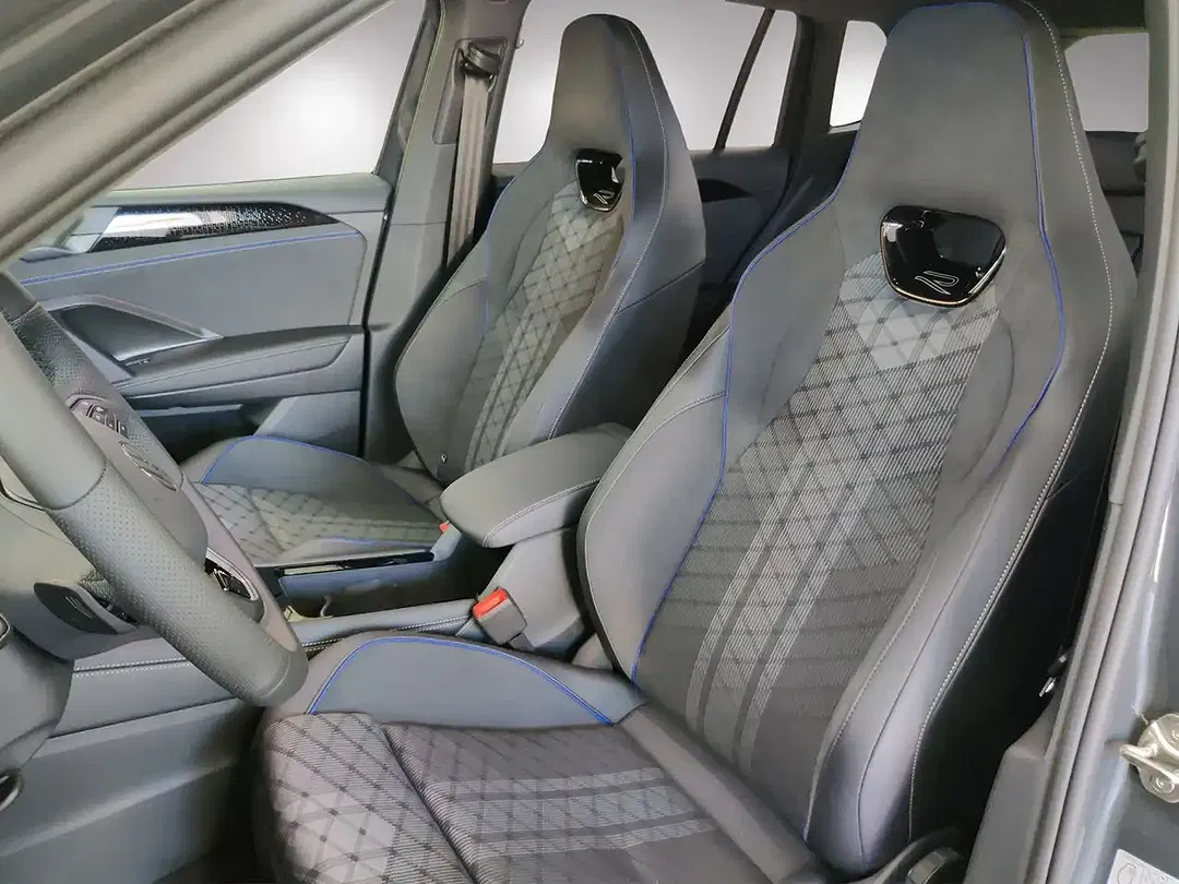 Volkswagen Tiguan 1.5 eTSI R-Line Black Style IQ.Drive - Thumbnail 5